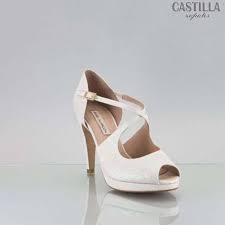Y lo mejor es que ahora puedes encontrar muchos de estos zapatos de tacón en el angel alarcon outlet de zalando privé. Zapato Novia Angel Alarcon 18318 From Zapatoscasti On 21 Buttons