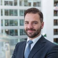 5300+ perfiles de «Rago»