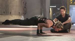 She literally came in jacked for edge of tomorrow and sicario and continues to kill it on screen. The Edge Of Tomorrow Emily Blunt Workout Writers Lift Too