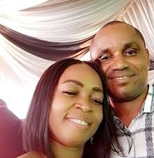 The holidays can be joyful, but stressful. Here are some simple self-care  tips to help carry you through the holiday season!🎄⛄️✨