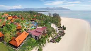 Homestay di langkawii kini dibuka untuk orang luarr menginap pada kadar yang rendah …… resort ini merupakan resort bertaraf 4 bintang ……terletak 3 resort ini mempunyai pantai yang luas… siap dengan bistro di tepi pantai … lengkap dengan aktiviti pantai seperti banana boat… kayak ….bola. Pantai Cenang Malaysia Hotels 215 Hotels In Pantai Cenang