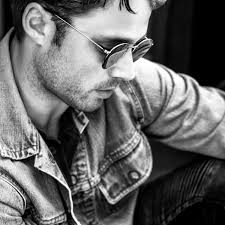 Max Lloyd-Jones (@maxlloydjones) • Instagram photos and videos