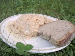 An optional amount of onions, garlic, horseradish, cloves and ground or r. Obatzter Koch Wiki