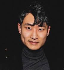 K-POP: The Odyssey: Your Gateway to the Global K-Pop Phenomenon: Ki,  Wooseok: 9781636766430: Amazon.com: Books