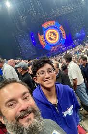 Love this from Dallas Holm & Praise 1985. ♥ I was blessed to attend a  Dallad Holm & Praise concert