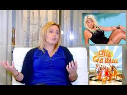 Quand on évoque les ch'tis vous pensez certainement aux villes du nord de la france, à l'accent et au dialecte un peu particulier; Kelly Helard Son Retour Dans Les Ch Tis Elle Clash Gaelle Et S Excuse Aupres De Youtube