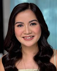 🔸Ms. Yanna🔸 🎨💋💄Colors of Zhar Makeup Studio @colorsofzhar 💇‍♀️ Dalja  Galino @dyamazing_hair For bookings and inquiries, you can message us here  in facebook or text/call at +639171275267 ❤️ #colorsofzharmakeupstudio  #hmua #makeupartistph #muaph #