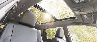 Comparing the 2019 toyota highlander, 2019 honda passport, 2019 subaru ascent and 2019 buick envision. 2018 Toyota Highlander Vs 2018 Buick Enclave In Kansas City Mo Molle Toyota