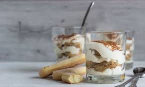 Hatten Sie S Gewusst Worin Liegt Der Unterschied Zwischen Sauerrahm Und Creme Fraiche Zwischen Obers Und Cr Kochen Und Backen Lebensmittel Essen Creme Double