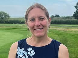 Azure Dee's Instagram, Twitter & Facebook