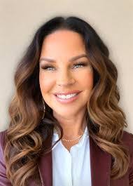 Suzanne Place's Instagram, Twitter & Facebook