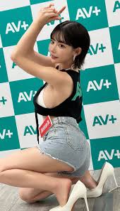 深田咏美on X: 干得好☺️☺️ 这姿势，经典吗？ 好看不？喜欢不？ 关注、转发，过得更多福利哟！  ⏩『粉丝福利』t.coZec6yqjrms 深田咏美 深田えいみ@