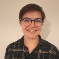 Juliette Roth's Instagram, Twitter & Facebook