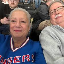 Does anyone remember The Digs bar in Long Beach?