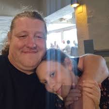 Ashleigh gore (@Ashleighgore1)