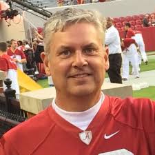 Stanley Hodges (@stanthefiberman)