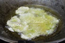 Resepi cucur bawang lembut mp3 & mp4. Cekodok Ikan Bilis Daun Bawang Lembut Dan Sedap Azie Kitchen