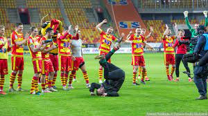 Kolejki jagiellonia białystok zmierzy się w środę z legią warszawa. Jagiellonia Bialystok Wygrywa Z Mistrzem Polski Legia Warszawa Zdjecia