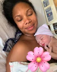 Motherhood Now and Then est 2017 ISSA SWIPE ➡️ 1. Dominica @ 8 yrs 2.  Dominica @ 8 mins 3. Quinny B @ 3 yrs 4. Quinny B @ 3 mins 5. Wally @ 2 yrs  6. Wally @ 2 mins