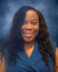 Natalie Clark's Instagram, Twitter & Facebook