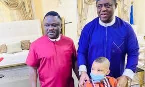 I am here on behalf of the apc family to welcome his excellency the executive governor of cross river state formally to the apc. Tdlpbwjwsrcw2m