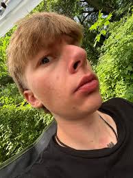 Local teens offer landscaping services