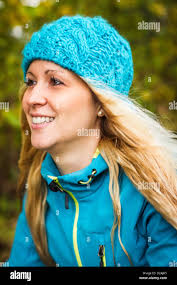 People woman 25 30 blonde bike immagini e fotografie stock ad alta  risoluzione