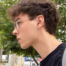 Jillian Thorn (jillirosethorn)