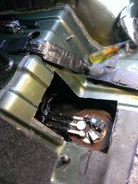 4 Door Gmc Jimmy Chev Blazer Fuel Pump Replacement Via Access Hatch Blazer Forum Chevy Blazer Forums