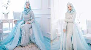 Baju pengantin muslimah merah putih tak labur. 12 Inspirasi Gaun Pengantin Muslimah Syar I Yang Tetap Menutupi Dada Sontek Yuk