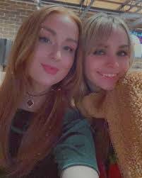 Audra Leigh's Instagram, Twitter & Facebook