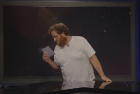 Mai, ble ronny sittende oppe natten før og leke seg med den mobile miksepulten og spille radiojingler for seg selv. Ronny Brede Aase P3 No