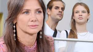 What kind of tennis does iga swiatek play? Kinga Rusin W Londynie Jak Iga Lis I Taco Hemingway Ja Ugoscili