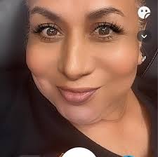 Profile for Mari Vasquez Roon