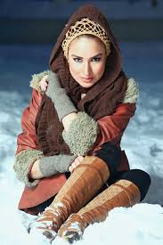 نتیجه تصویری برای عکس های مینا ساداتی