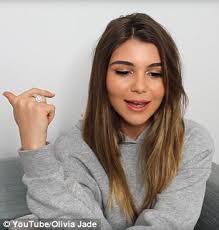 Lori Loughlin's daughter discusses her famous parents