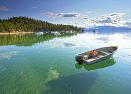 Danau ini dibatasi oleh negara bagian amerika serikat: 10 Danau Paling Mempesona Di Amerika Serikat Perjalanan Dunia
