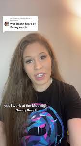 Kylie Moon's Instagram, Twitter & Facebook