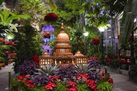The park website says they should be open but hours will be affected? Season S Greenings National Parks And Historic Sites To Open Thanksgiving Day At U S Botanic Garden United States Botanic Garden
