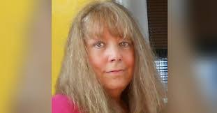 Kathy Holcomb's Instagram, Twitter & Facebook