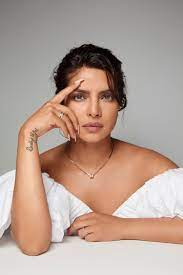 Priyanka will seen in hollywood film baywatch opposite dwayne johnson (the. What S Inside Priyanka Chopra Jonas S Jewelry Box Vogue
