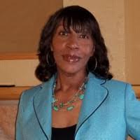 Vera Holmes's Instagram, Twitter & Facebook