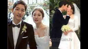 Song joong ki and song hye kyo release gorgeous wedding photos park bo gum park hyung sik kim min suk super. Full Songsong Couple Wedding Song Joong Ki Song Hye Kyo The We Fotografi Pasangan