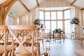 The Grange Hyde House Barn Cotswold Wedding Venue Image Lucie Hamilton Photography Wedding Idea Cotswolds Wedding Cotswolds Wedding Venue Barn Venue