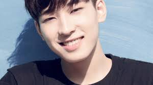 During an online fan signing for shopee, a lucky fan asked wonwoo if there. Seventeen S Wonwoo Will Not Participate In Repackage Promotions