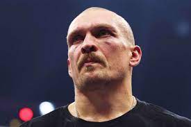 Boxe : Encore deux combats avant la retraite pour Usyk, champion du monde  des lourds