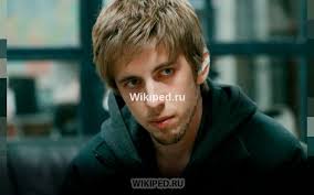Такая нетипичная для уха россиянина фамилия досталась актеру благодаря немецким корням. Aleksandr Pal Biografiya I Lichnaya Zhizn 2021