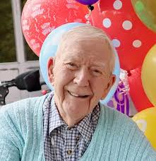 David Rhind's Instagram, Twitter & Facebook