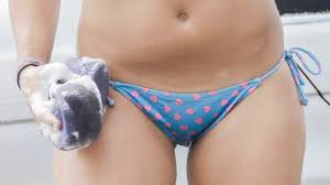 Car Wash Girl in a Tiny Bikini | GA-TN 598 DSC_1068-1-2 f 3 | Flickr