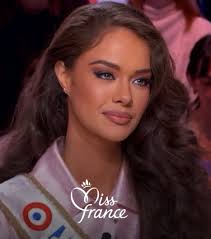 Maohi Nui Beauty Queen